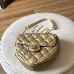 Heart Shape Crossbody Bag